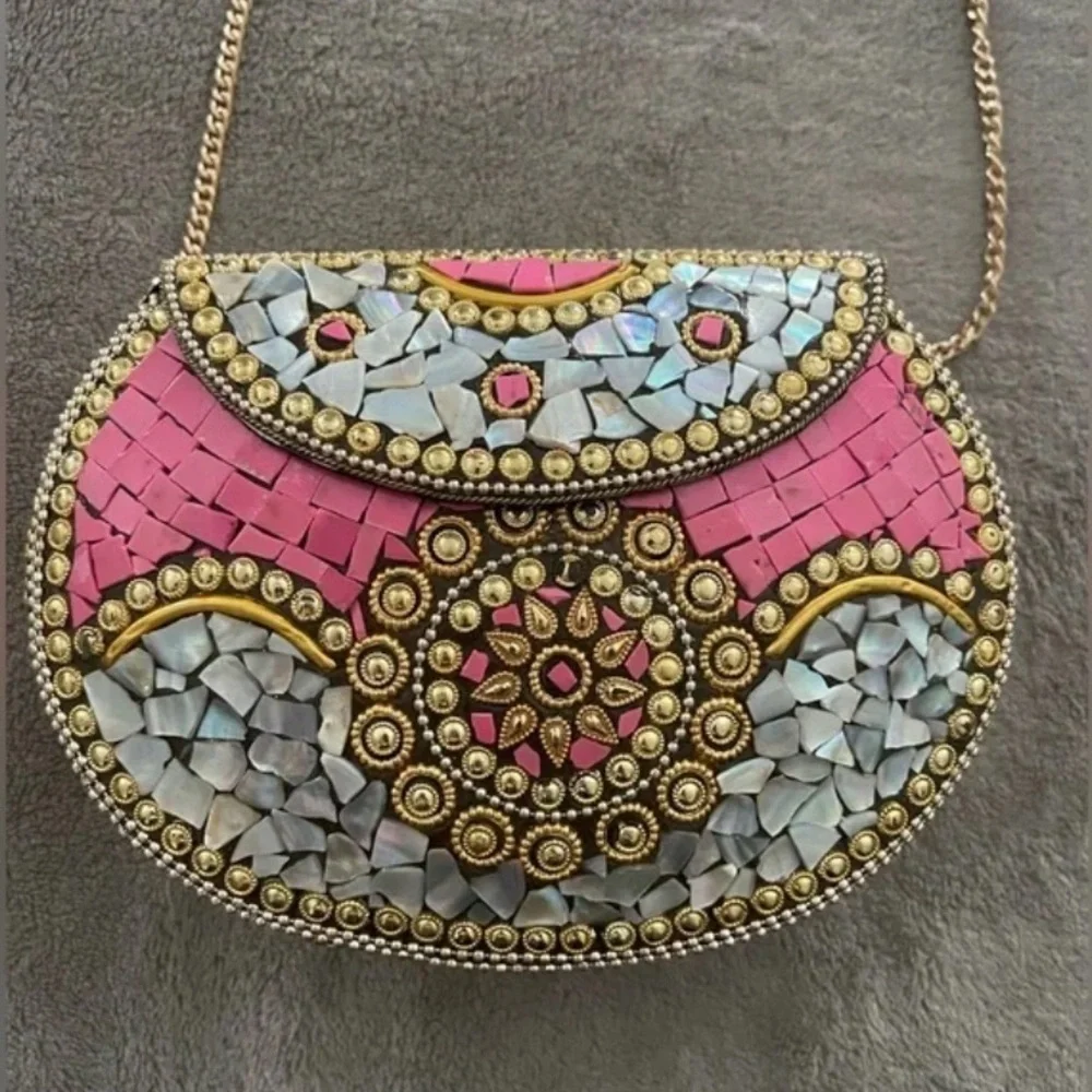 RAMLA | BEVERLY HILLS | Seen on “Selling Sunset” | Mosaic | MSRP $235 Trending 🔥